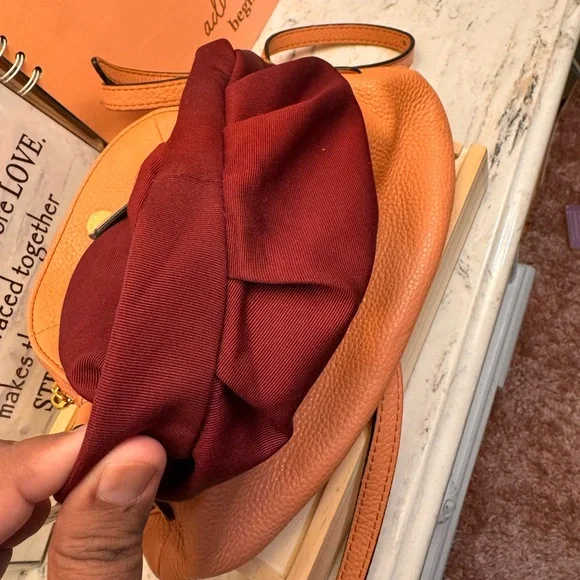 Authentic Marc Jacob New York Collection Cross Body Bag - Picture 11 of 14